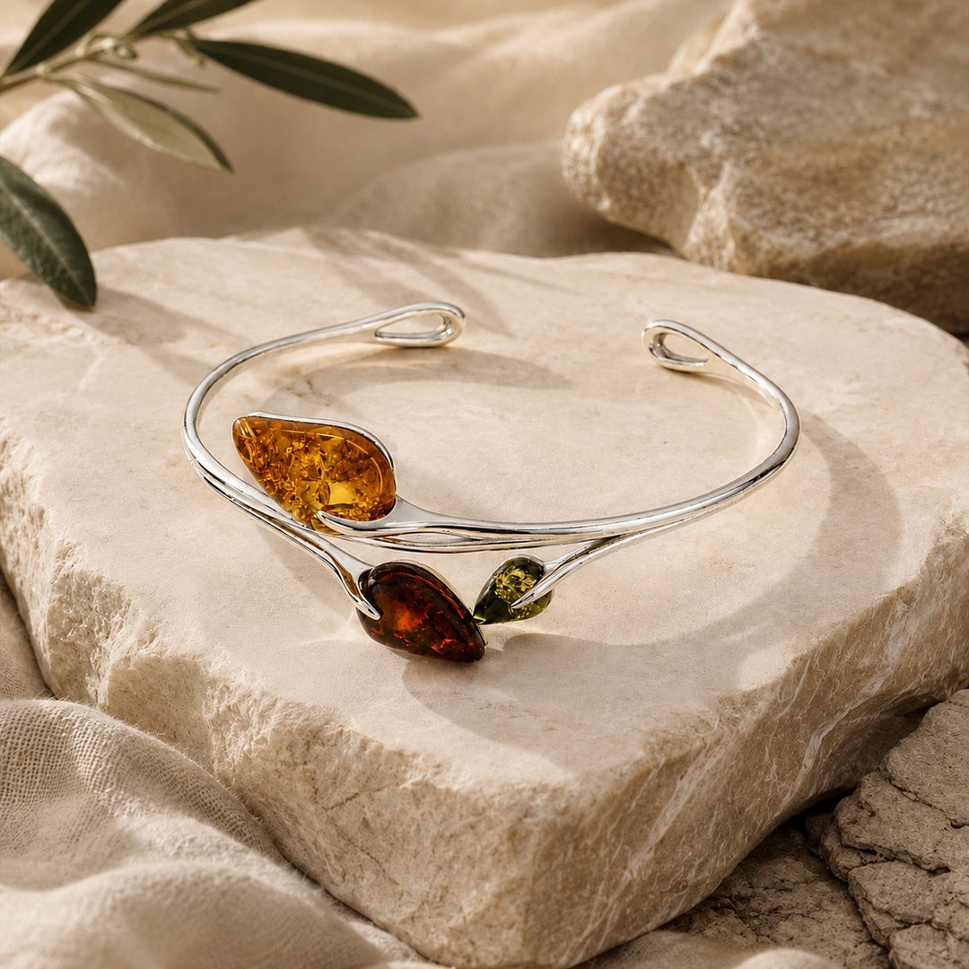 Chic Amber Bangle