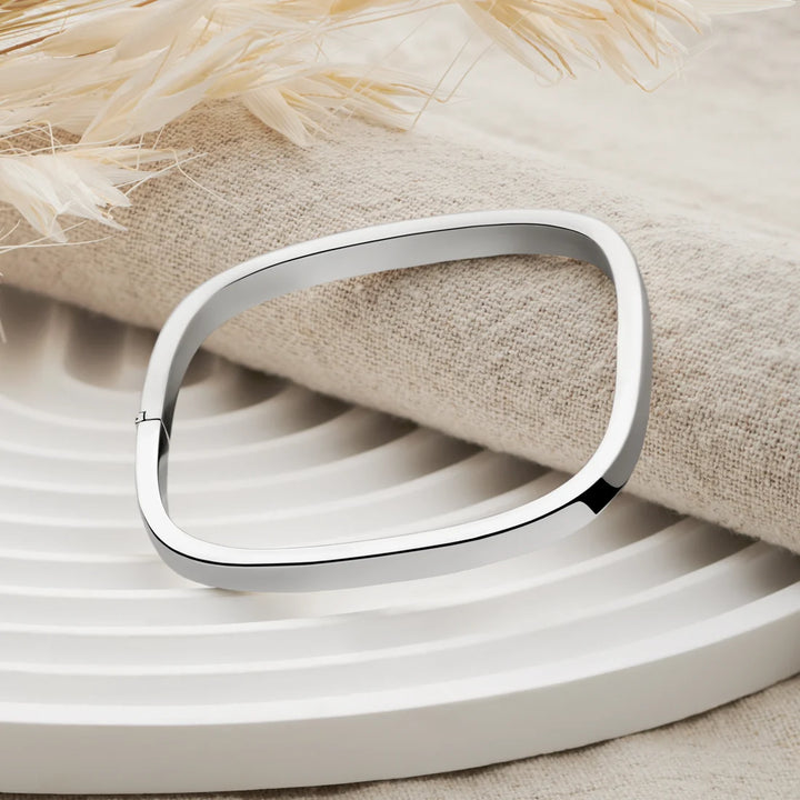 Forma Silver Bangle