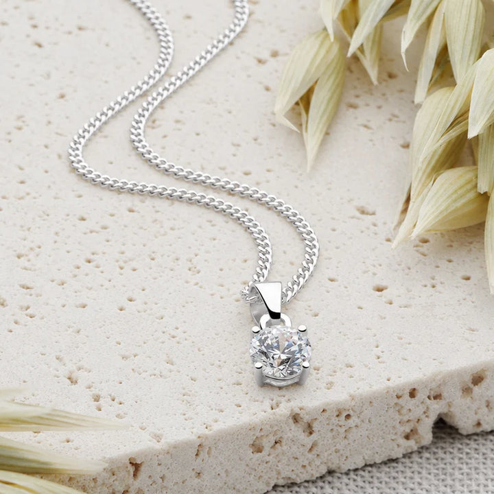 Solitaire Sparkling Pendant