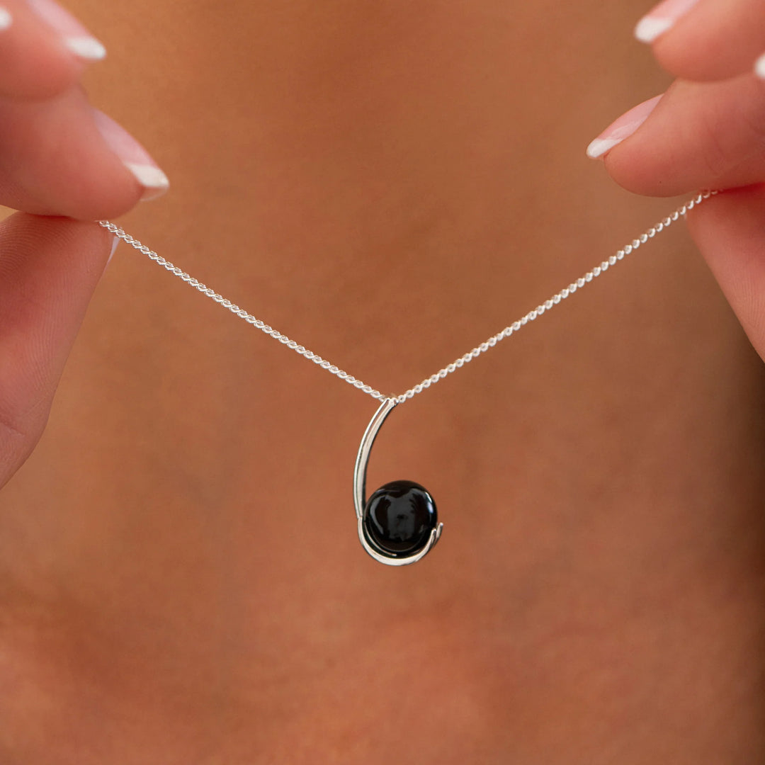 Midnight Aura Pendant