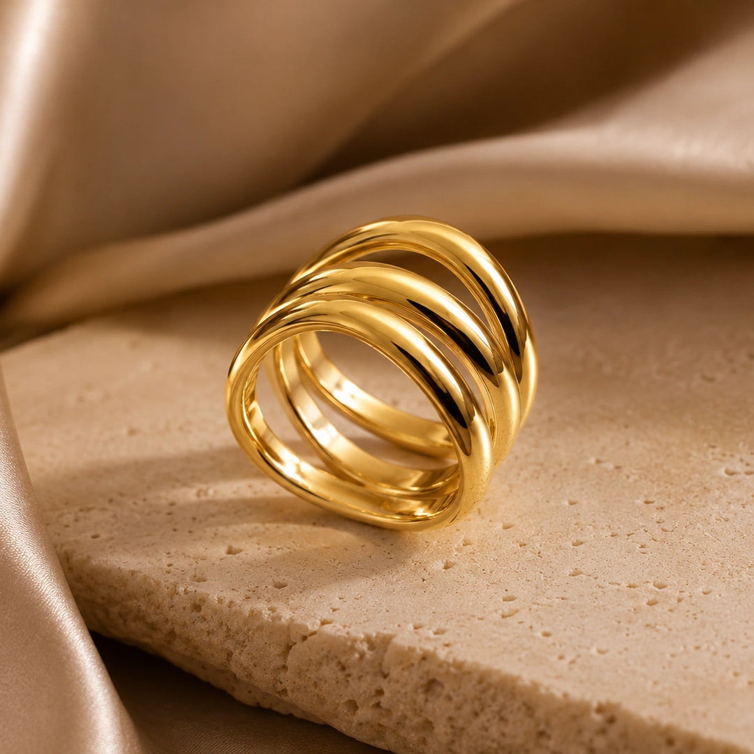 Classico Gold Ring