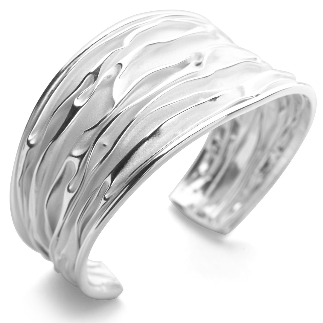 925 sterling silver bangle with silky satin depths (BGL5791)
