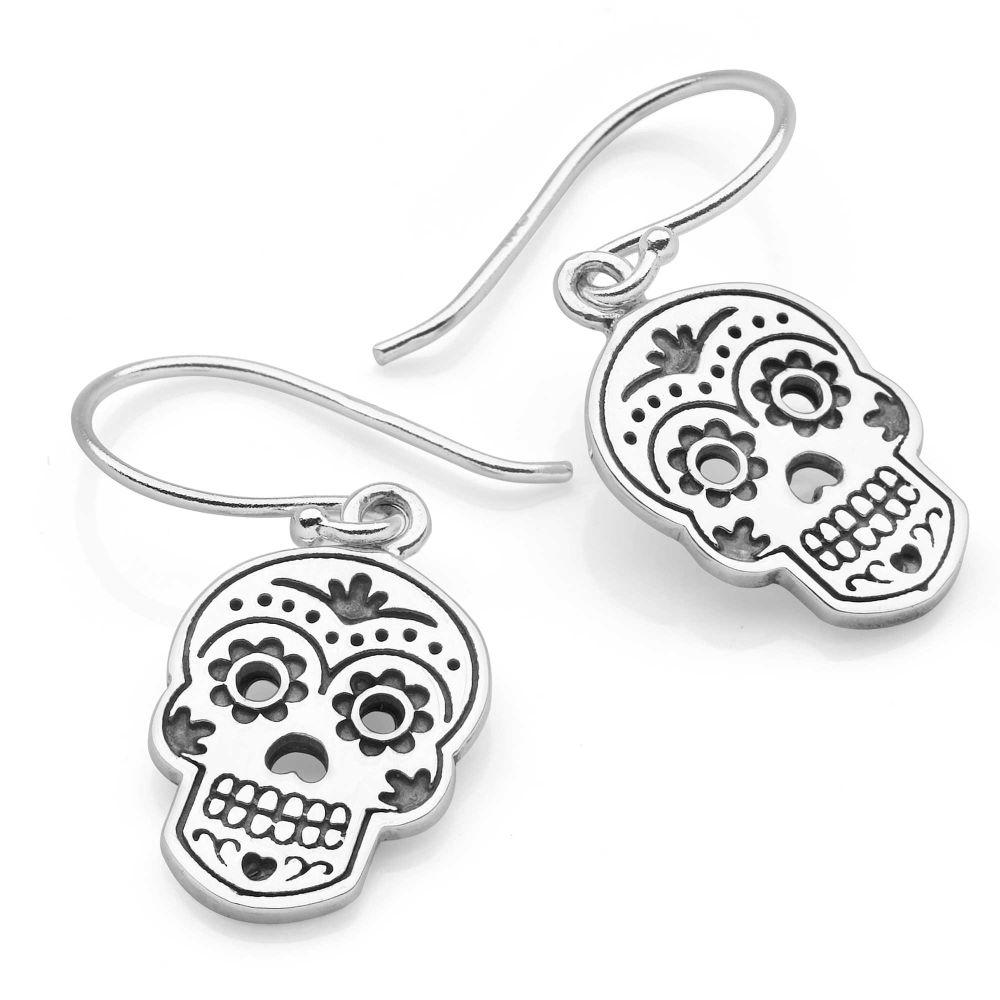 925 sterling silver decorative skull earrings. (E44701)