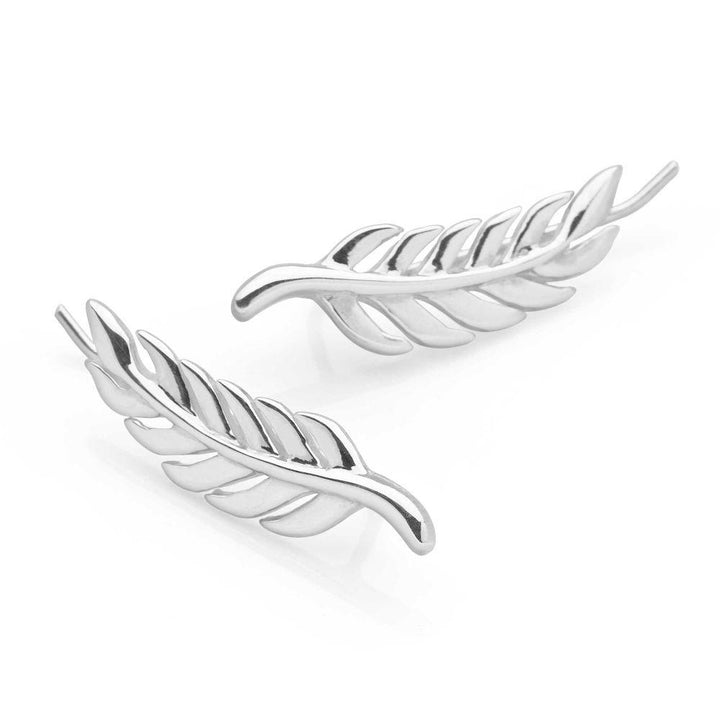 925 sterling silver feather earrings. (E44781)