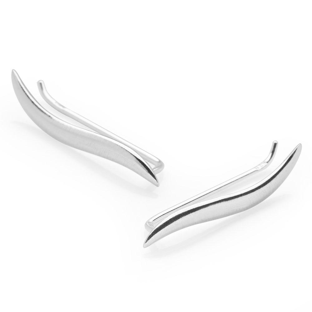 925 sterling silver ear climbers with a slight curve. (E45861)