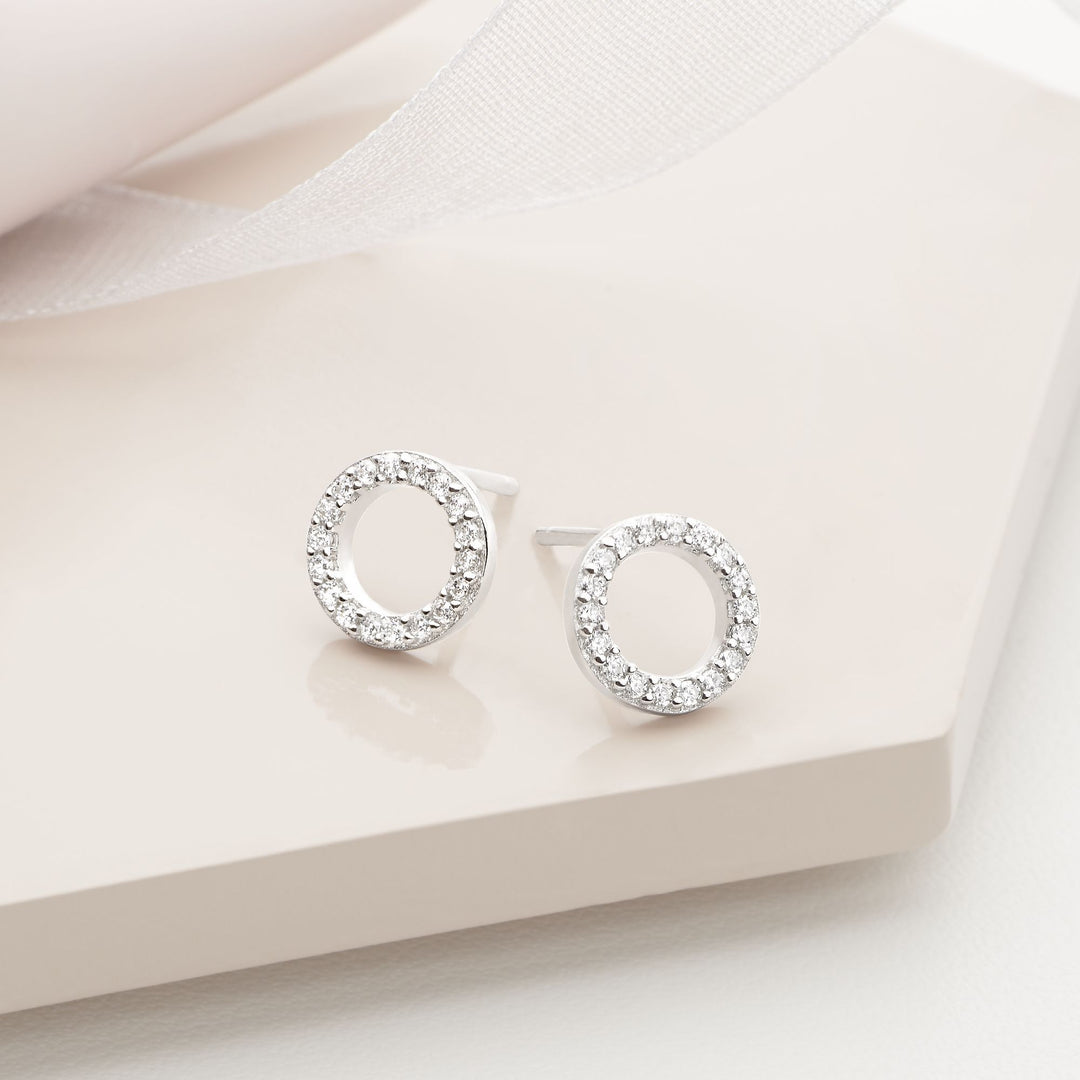 925 sterling silver cubic zirconia circle studs (E47621)