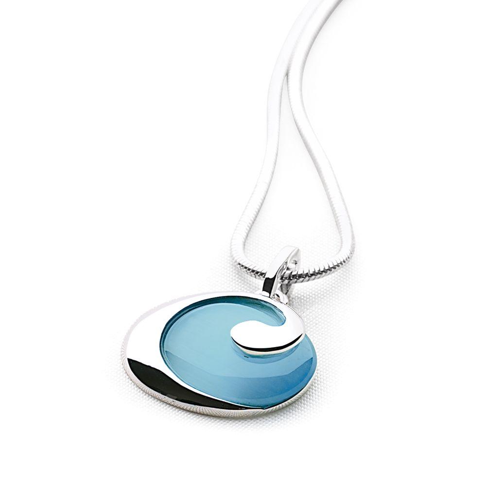 Farther away view of 925 sterling silver pendant with rippling blue cat’s eye