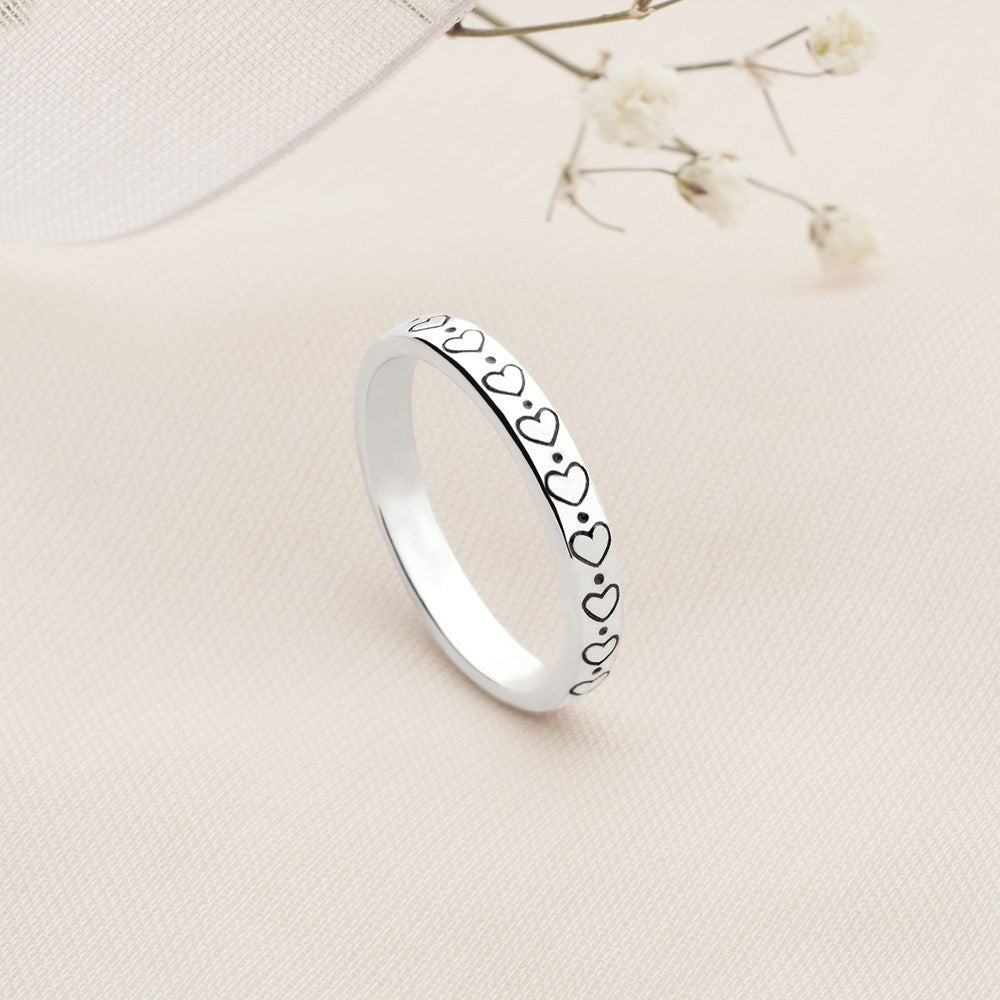 925 sterling silver hearts engraved stackable ring.