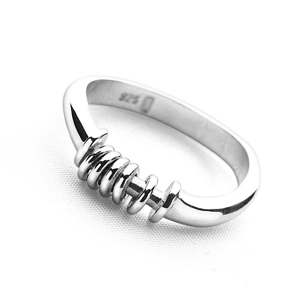 Five 925 sterling silver mini rings on a twisted silver band